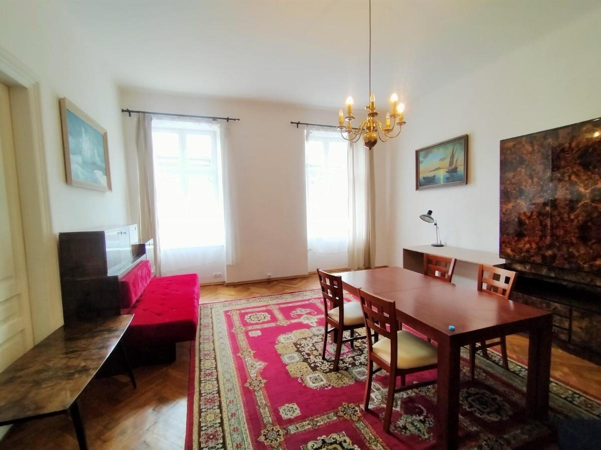 Apartment Wielopole 9